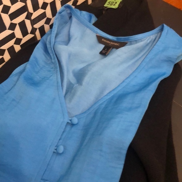 SOLD together: Banana Republic blouse and jacket. - Picture 6 of 7